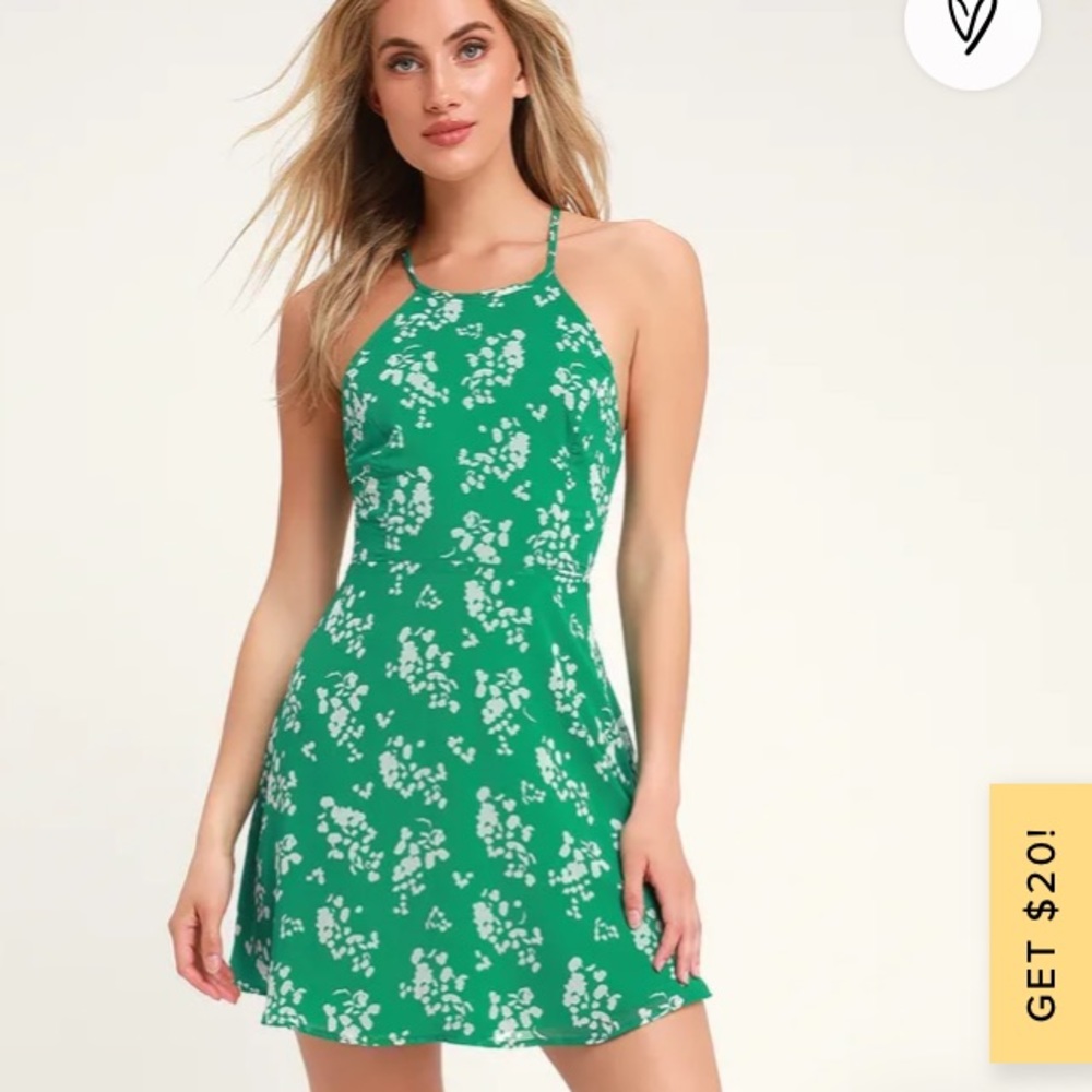 ‼️ON SALE‼️NWOT Floral Print Lace-up Skater Dress